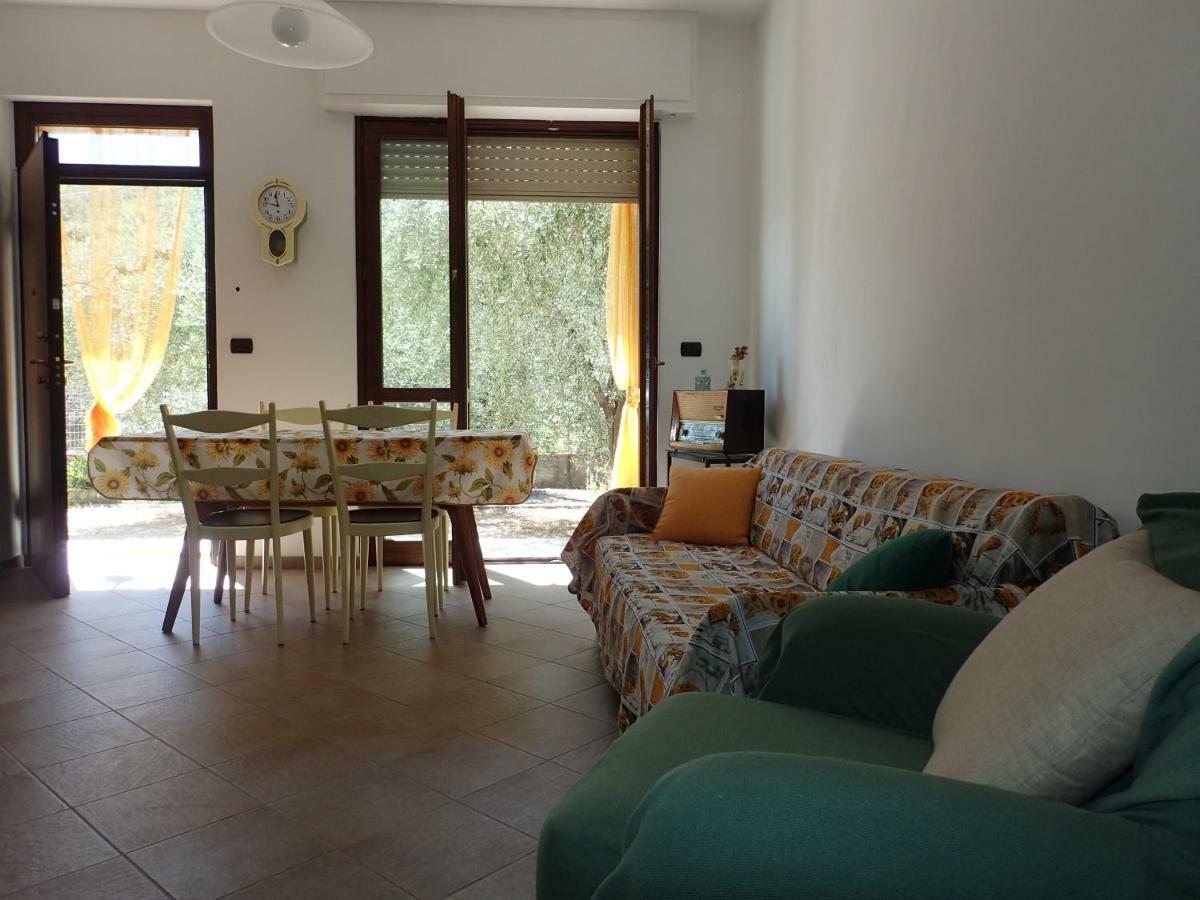 Giustenice Casetta Tra Gli Ulivi Vicina Al Mare מראה חיצוני תמונה