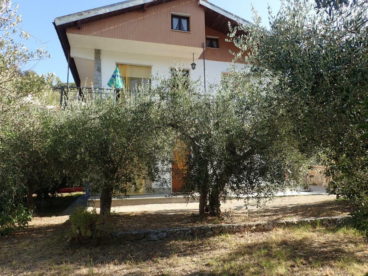 Giustenice Casetta Tra Gli Ulivi Vicina Al Mare מראה חיצוני תמונה